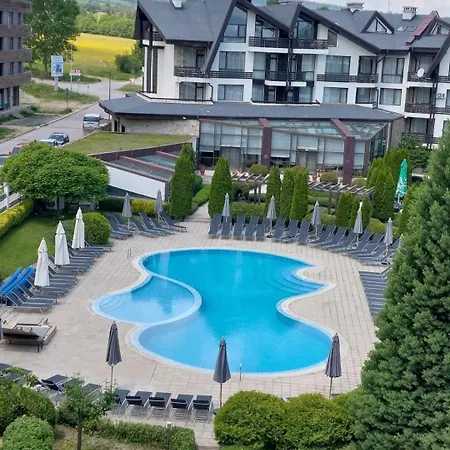 F307 Aspen Golf Apartment *